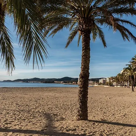 4 Pers Au Lavandou, Climatisé - Fr-1-803-57 * Le Lavandou