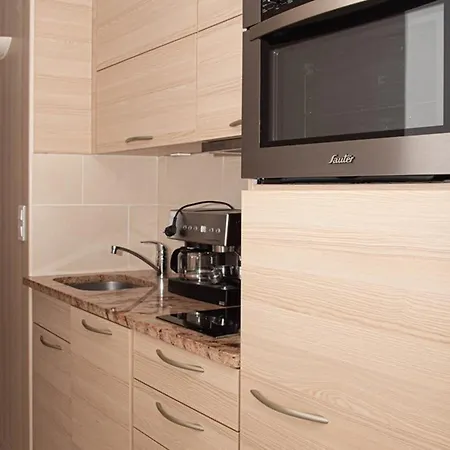 4 Pers Au Lavandou, Climatise - Fr-1-803-57 아파트 *